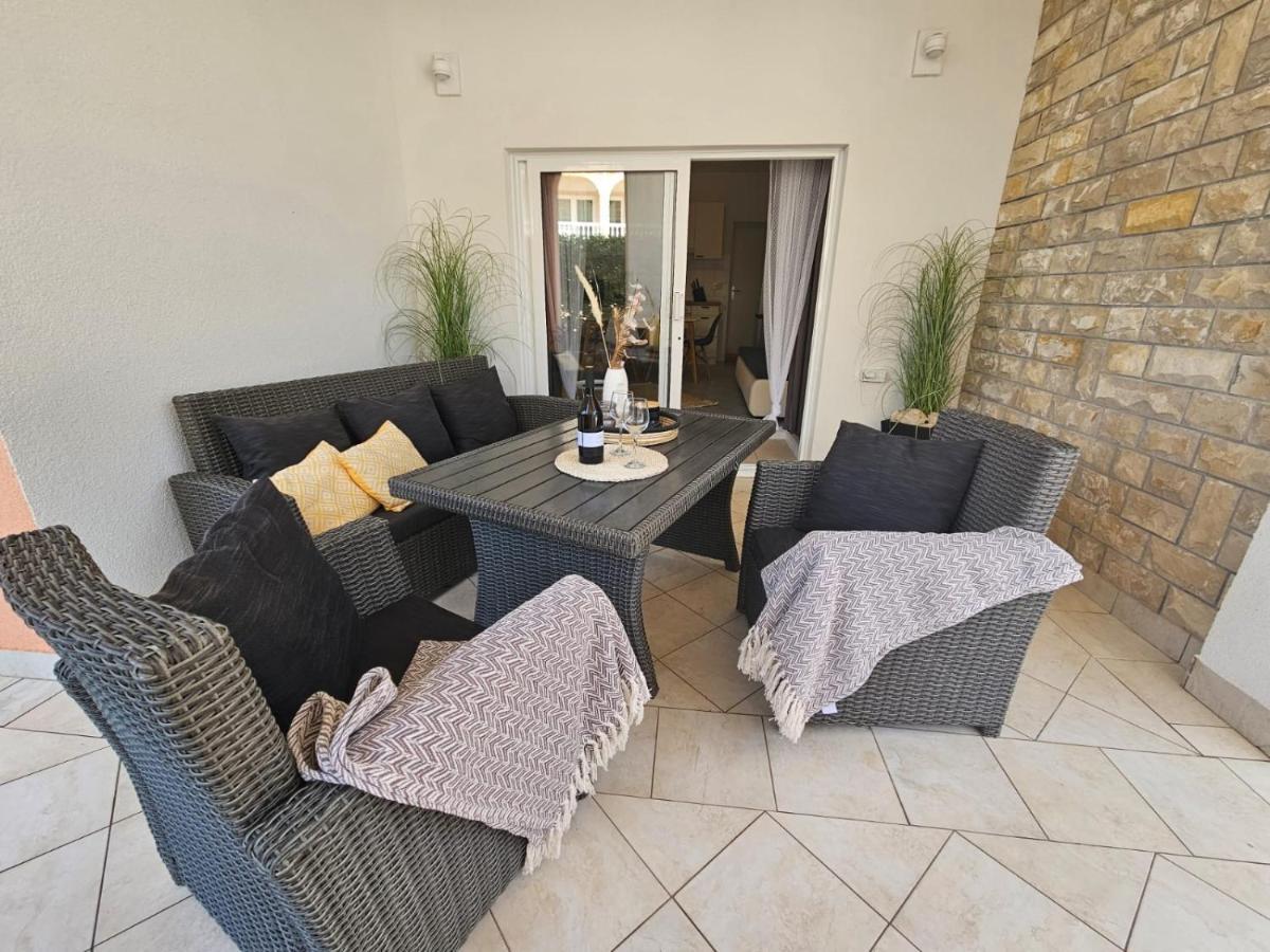 Apartment Melani Vir Extérieur photo