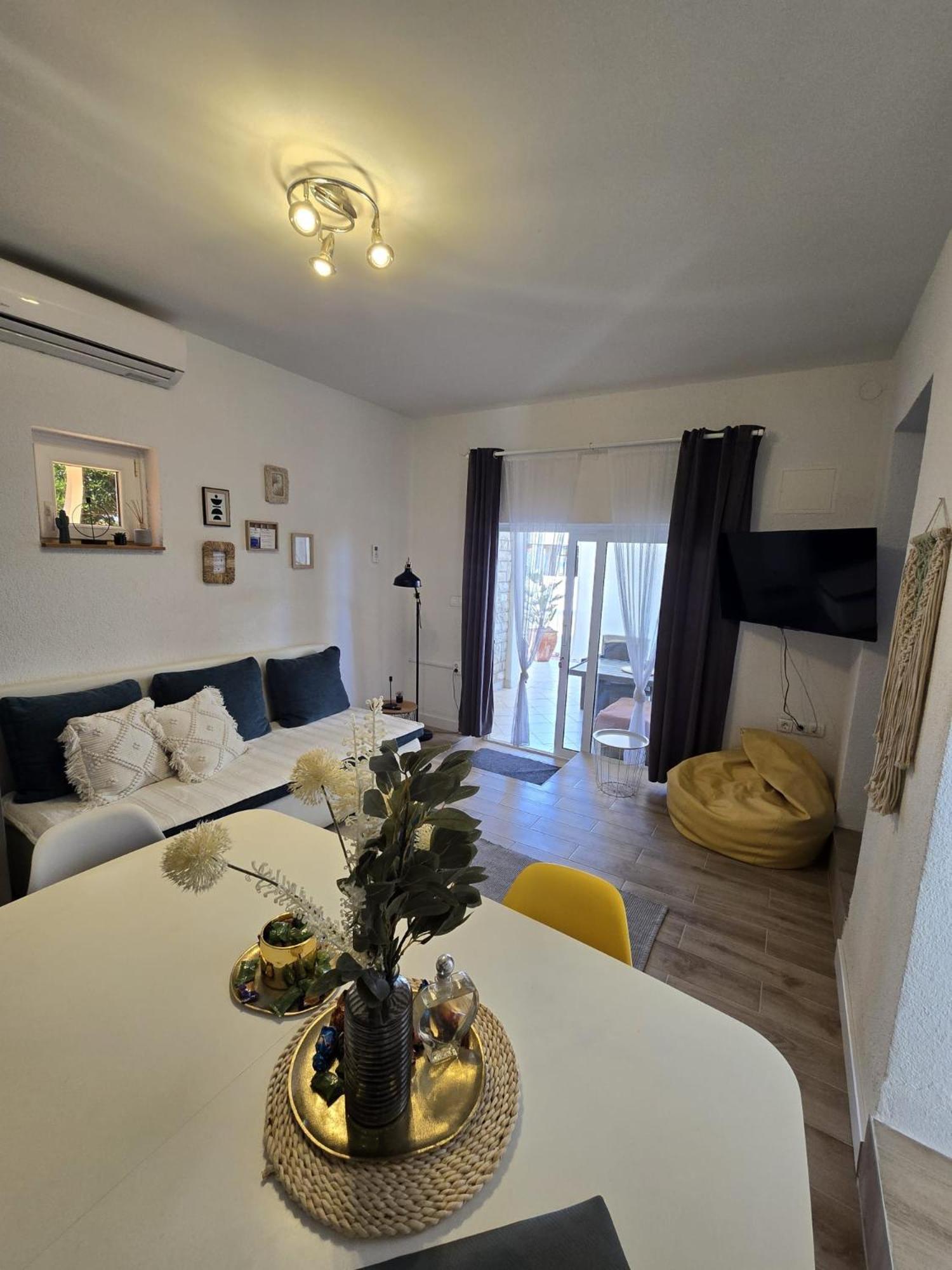 Apartment Melani Vir Extérieur photo